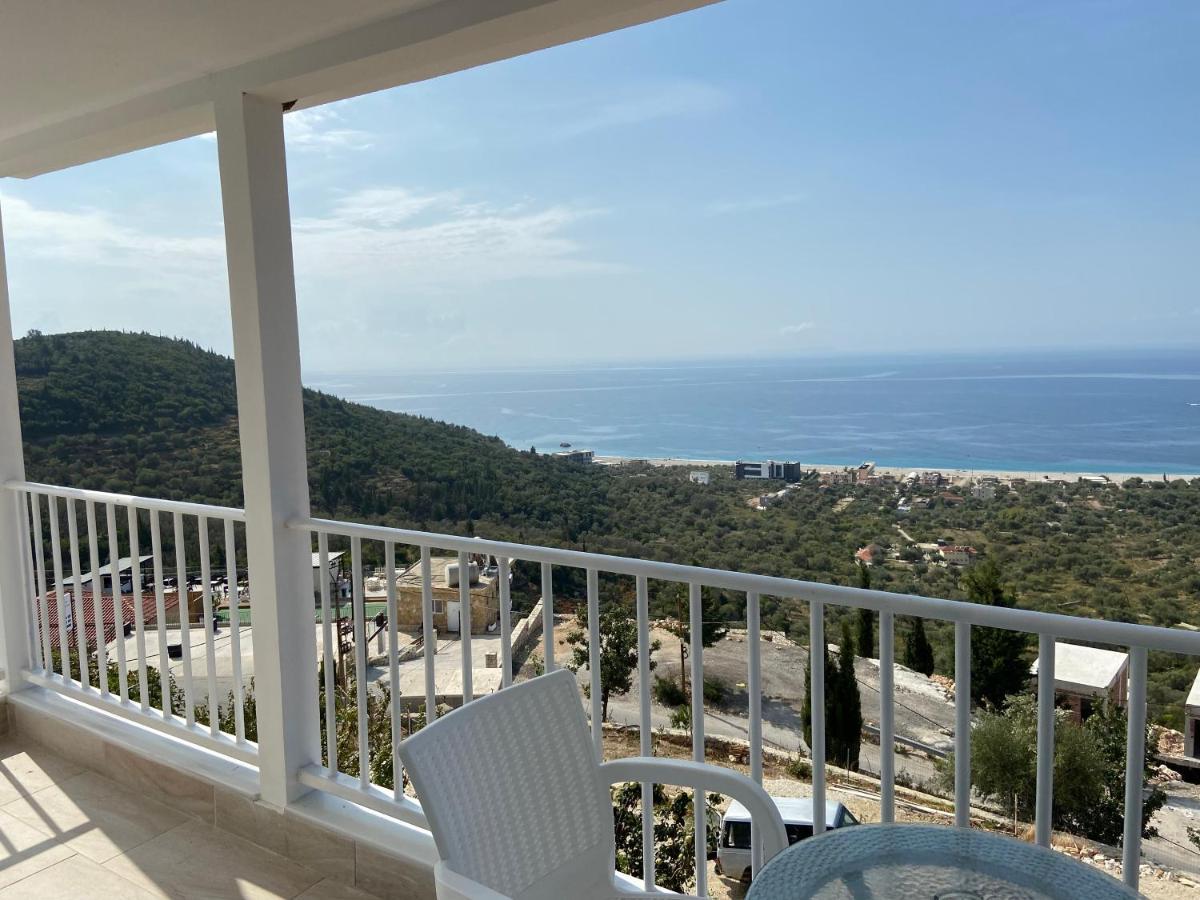 Persephone Hotel Himare Luaran gambar