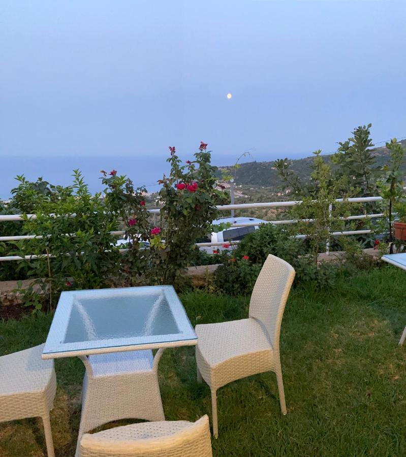 Persephone Hotel Himare Luaran gambar