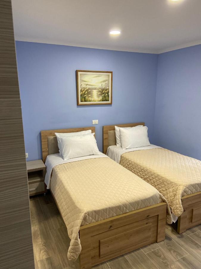 Persephone Hotel Himare Luaran gambar